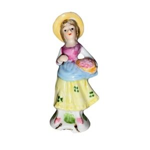 Victorian Lady Figurine Flower Girl  Vintage Ceramic‎ Cottage Core Decor